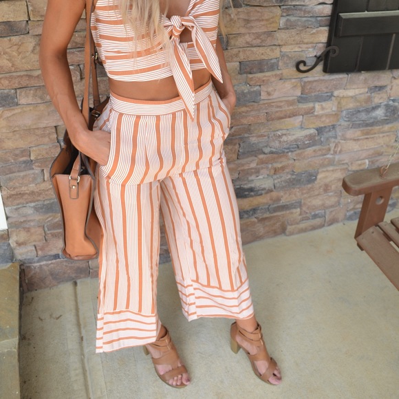 Striped Two Piece Crop Top Set - Picture 7 of 7